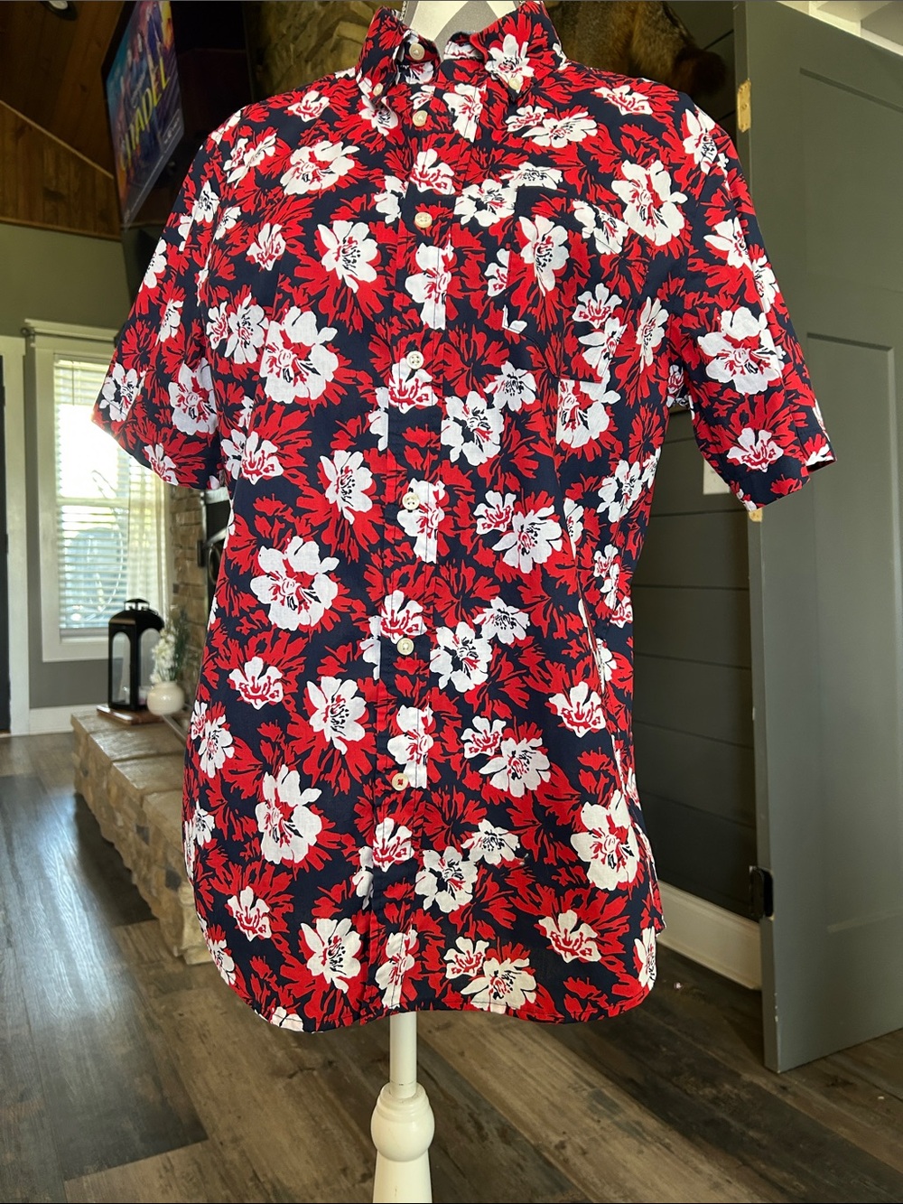 Chaps Men's Short-Sleeve Floral Button-Down Shirt - Navy, Red & White